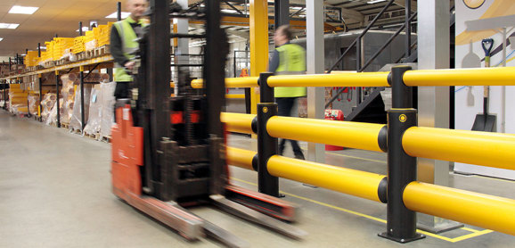 iFlex Double Traffic+ flexible polymer with pedestrian safety Guardrail at factory