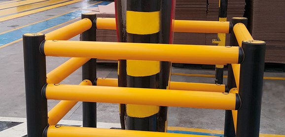Column Guard pedestrian protection Guardrail in warehouse