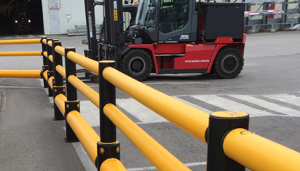 Pedestrian walkway safety barriers segregating from vehicles