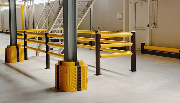 Industrial building, wall and column protection